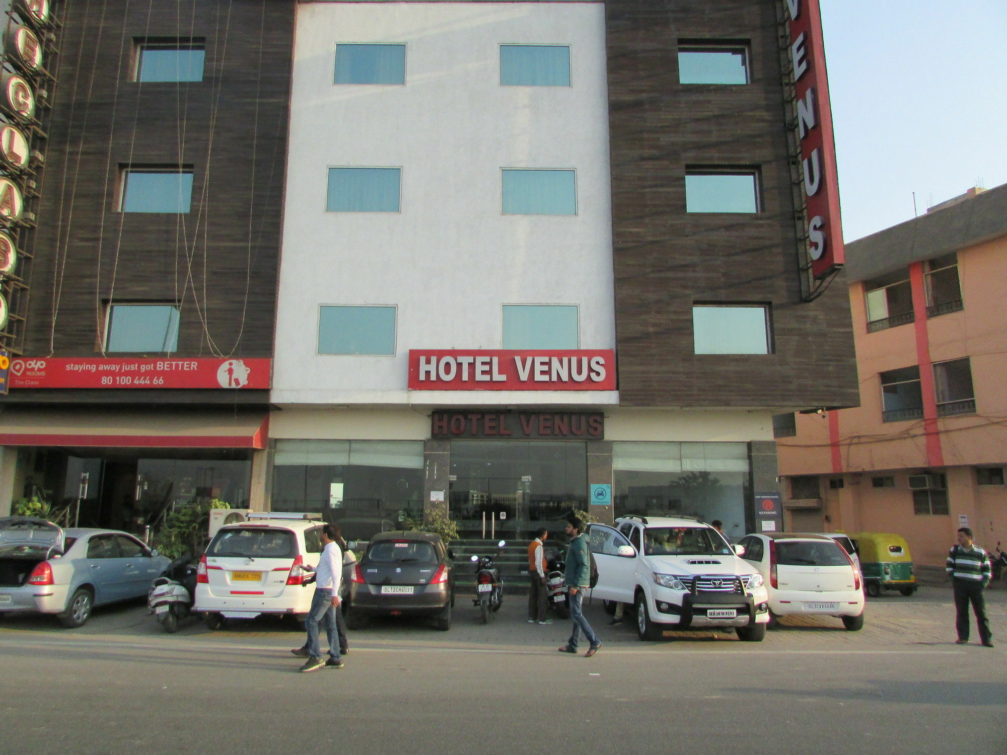 Hotel Smart Plaza Delhi Airport New Delhi Bagian luar foto