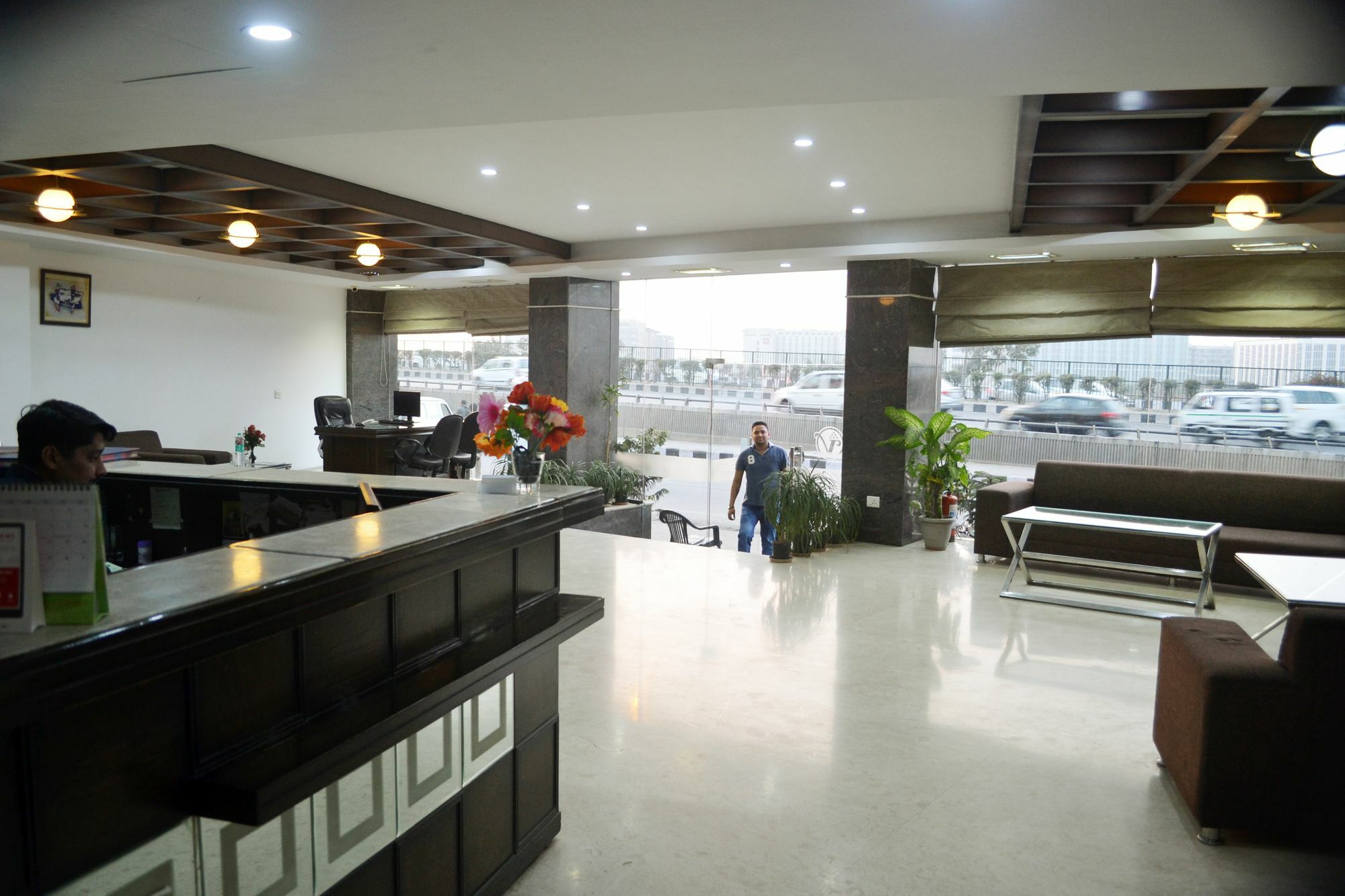 Hotel Smart Plaza Delhi Airport New Delhi Bagian luar foto